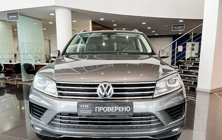 Volkswagen Touareg III, 2017 год, 4 111 000 рублей, 2 фотография