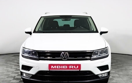 Volkswagen Tiguan II, 2017 год, 2 849 000 рублей, 2 фотография