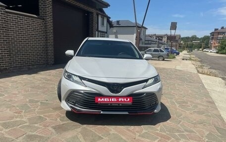 Toyota Camry, 2018 год, 3 499 999 рублей, 2 фотография
