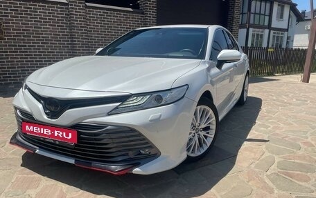 Toyota Camry, 2018 год, 3 499 999 рублей, 6 фотография