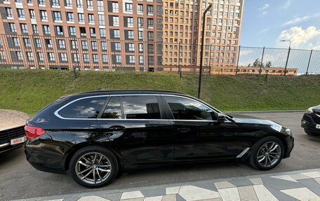 BMW 5 серия, 2018 год, 3 600 000 рублей, 3 фотография