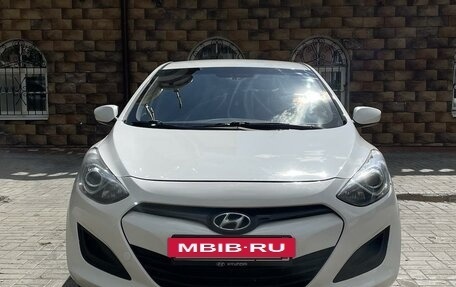 Hyundai i30 II рестайлинг, 2012 год, 950 000 рублей, 3 фотография