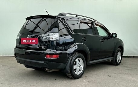 Mitsubishi Outlander III рестайлинг 3, 2011 год, 1 155 000 рублей, 5 фотография