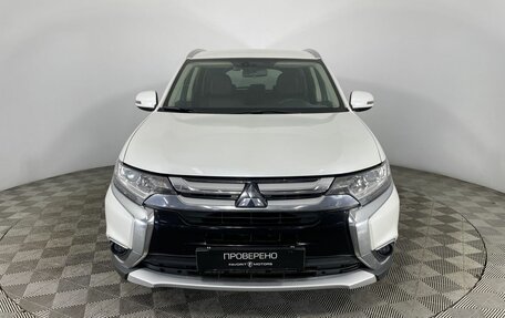 Mitsubishi Outlander III рестайлинг 3, 2017 год, 2 118 500 рублей, 2 фотография