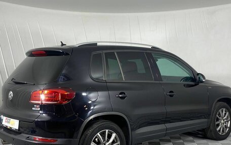 Volkswagen Tiguan II, 2016 год, 1 660 000 рублей, 5 фотография