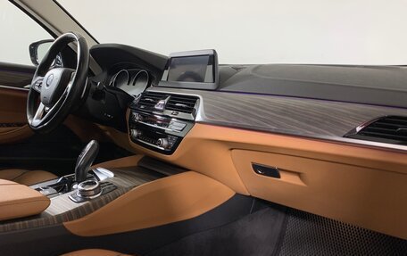 BMW 5 серия, 2017 год, 3 148 000 рублей, 14 фотография