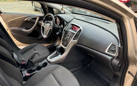 Opel Astra J, 2011 год, 720 000 рублей, 6 фотография