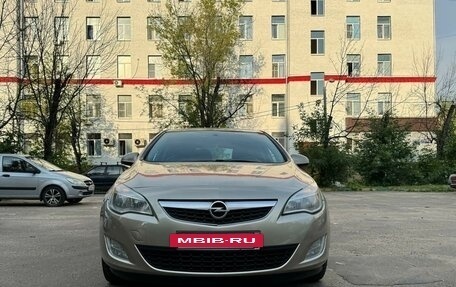 Opel Astra J, 2011 год, 720 000 рублей, 5 фотография
