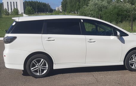 Toyota Wish II, 2013 год, 1 670 000 рублей, 4 фотография