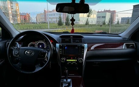 Toyota Camry, 2013 год, 1 800 000 рублей, 10 фотография