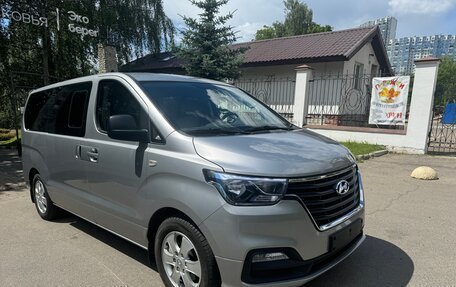 Hyundai Grand Starex Grand Starex I рестайлинг 2, 2019 год, 3 799 999 рублей, 10 фотография