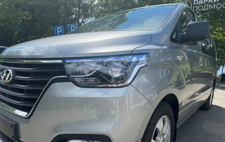 Hyundai Grand Starex Grand Starex I рестайлинг 2, 2019 год, 3 799 999 рублей, 12 фотография