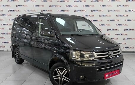 Volkswagen Caravelle T5, 2012 год, 1 379 000 рублей, 1 фотография