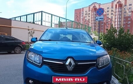 Renault Sandero II рестайлинг, 2016 год, 900 000 рублей, 1 фотография