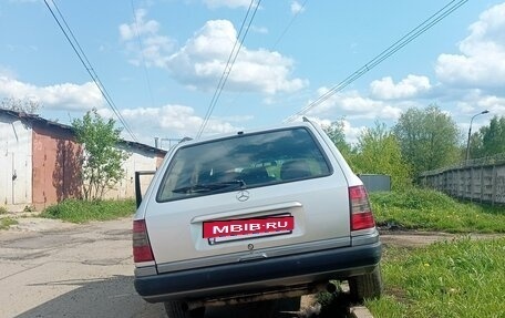 Mercedes-Benz E-Класс, 1992 год, 350 000 рублей, 6 фотография