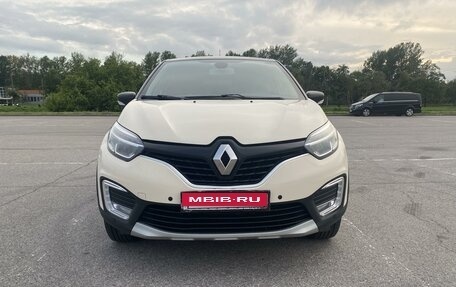 Renault Kaptur I рестайлинг, 2019 год, 1 700 000 рублей, 1 фотография