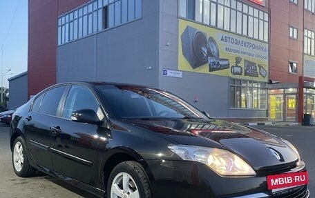 Renault Laguna III рестайлинг, 2009 год, 900 000 рублей, 3 фотография