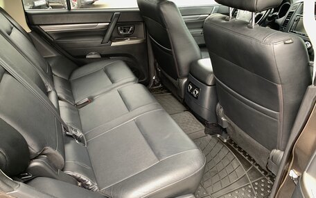 Mitsubishi Pajero IV, 2014 год, 2 310 000 рублей, 8 фотография