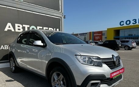 Renault Logan II, 2020 год, 1 099 000 рублей, 3 фотография