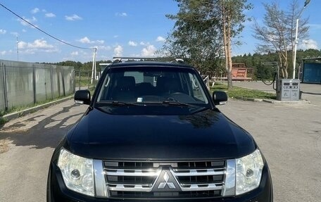 Mitsubishi Pajero IV, 2011 год, 2 050 000 рублей, 1 фотография