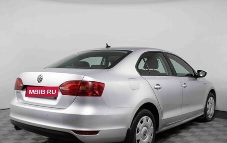 Volkswagen Jetta VI, 2013 год, 1 050 000 рублей, 3 фотография