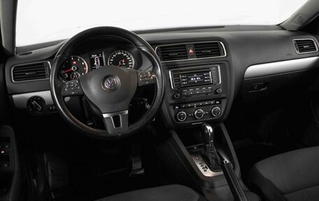 Volkswagen Jetta VI, 2013 год, 1 050 000 рублей, 9 фотография