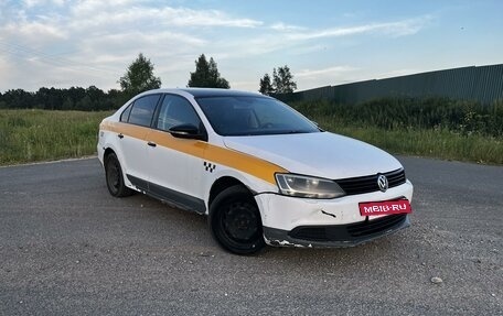 Volkswagen Jetta VI, 2014 год, 750 000 рублей, 3 фотография