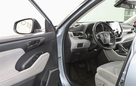Toyota Highlander, 2021 год, 4 529 000 рублей, 10 фотография