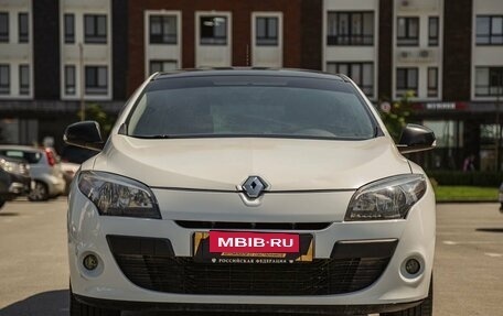 Renault Megane III, 2011 год, 650 000 рублей, 2 фотография