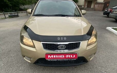 KIA Rio II, 2010 год, 600 000 рублей, 1 фотография