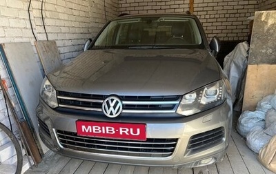 Volkswagen Touareg III, 2012 год, 2 700 000 рублей, 1 фотография