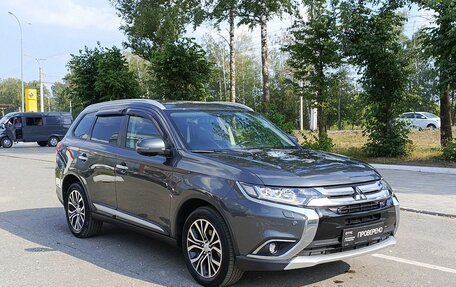 Mitsubishi Outlander III рестайлинг 3, 2018 год, 3 250 400 рублей, 3 фотография