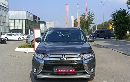 Mitsubishi Outlander III рестайлинг 3, 2018 год, 3 250 400 рублей, 2 фотография