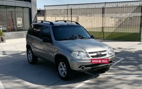 Chevrolet Niva I рестайлинг, 2014 год, 850 000 рублей, 2 фотография