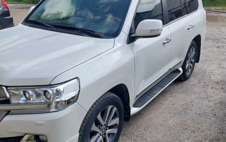 Toyota Land Cruiser 200, 2016 год, 10 999 000 рублей, 4 фотография