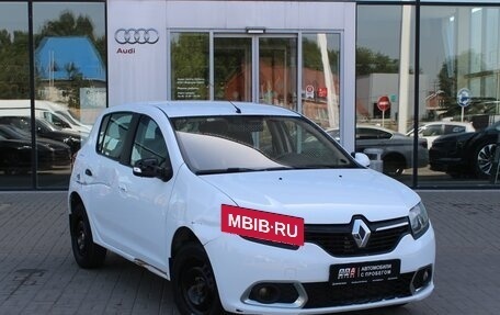 Renault Sandero II рестайлинг, 2016 год, 595 000 рублей, 3 фотография