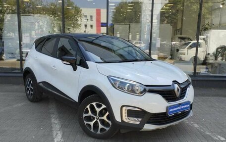 Renault Kaptur I рестайлинг, 2016 год, 1 450 111 рублей, 3 фотография