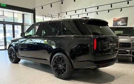 Land Rover Range Rover IV рестайлинг, 2024 год, 28 500 000 рублей, 4 фотография