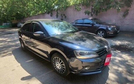 Volkswagen Jetta VI, 2015 год, 1 305 000 рублей, 1 фотография