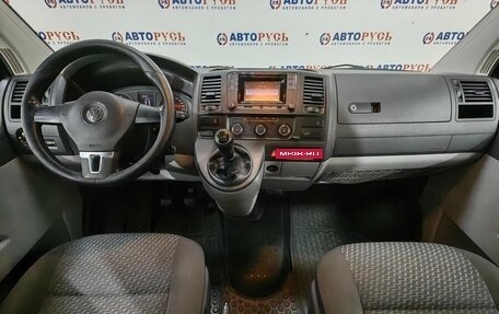 Volkswagen Caravelle T5, 2012 год, 1 379 000 рублей, 7 фотография