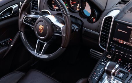 Porsche Cayenne III, 2017 год, 8 800 000 рублей, 14 фотография