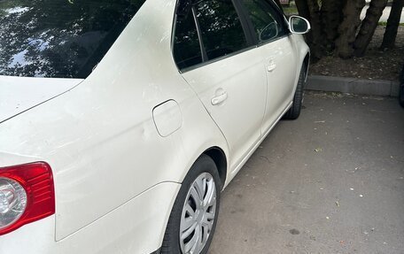 Volkswagen Jetta VI, 2008 год, 820 000 рублей, 2 фотография