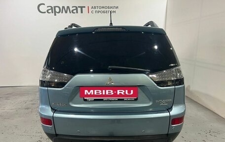 Mitsubishi Outlander III рестайлинг 3, 2007 год, 1 300 000 рублей, 6 фотография