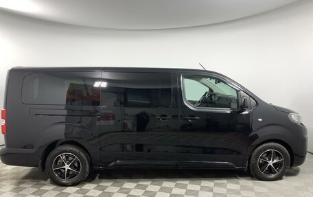 Peugeot Traveller I, 2018 год, 2 800 000 рублей, 4 фотография