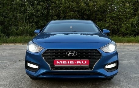 Hyundai Solaris II рестайлинг, 2017 год, 1 350 000 рублей, 3 фотография