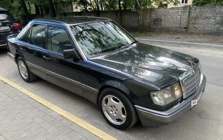 Mercedes-Benz W124, 1992 год, 290 000 рублей, 5 фотография