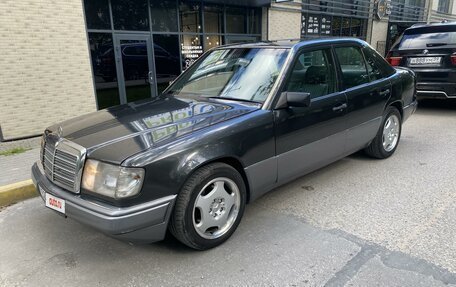 Mercedes-Benz W124, 1992 год, 290 000 рублей, 2 фотография