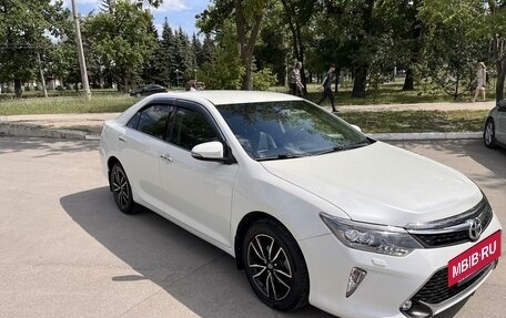 Toyota Camry, 2017 год, 2 585 000 рублей, 4 фотография