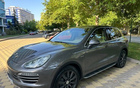 Porsche Cayenne III, 2010 год, 2 300 000 рублей, 2 фотография