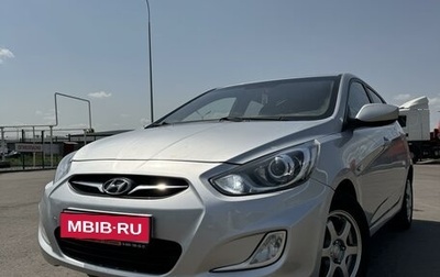 Hyundai Solaris II рестайлинг, 2011 год, 835 000 рублей, 1 фотография